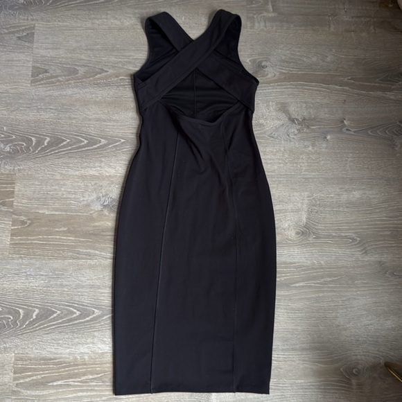 LULULEMON PICNIC PLAY DRESS Black Small - Picture 3 of 10